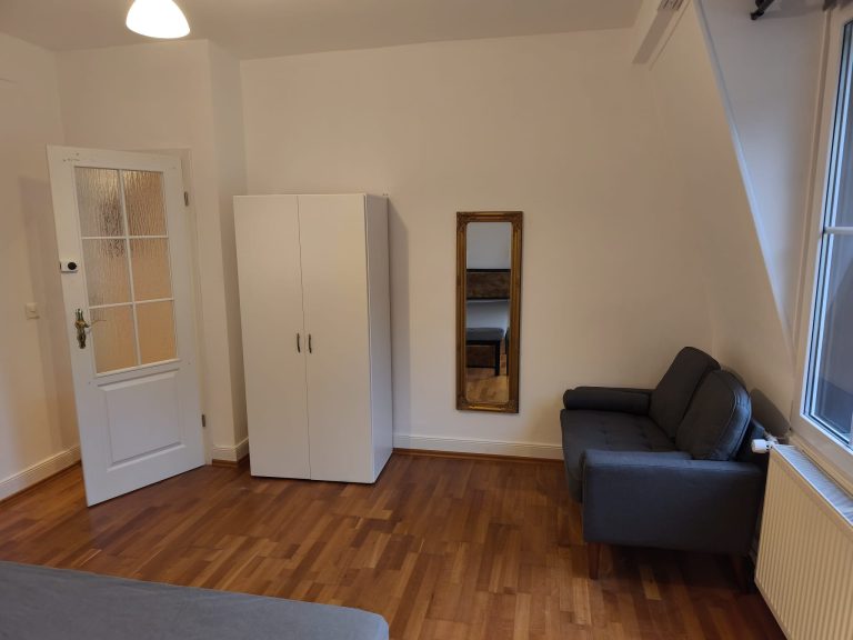 Volkmarstrasse 11, 3. OG, Zimmer 2 - Bild 2