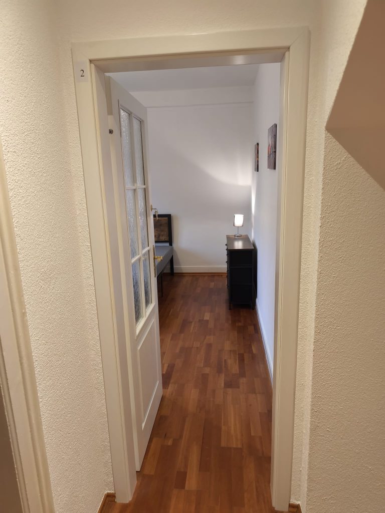 Volkmarstrasse 11, 3. OG, Zimmer 2 - Bild 8
